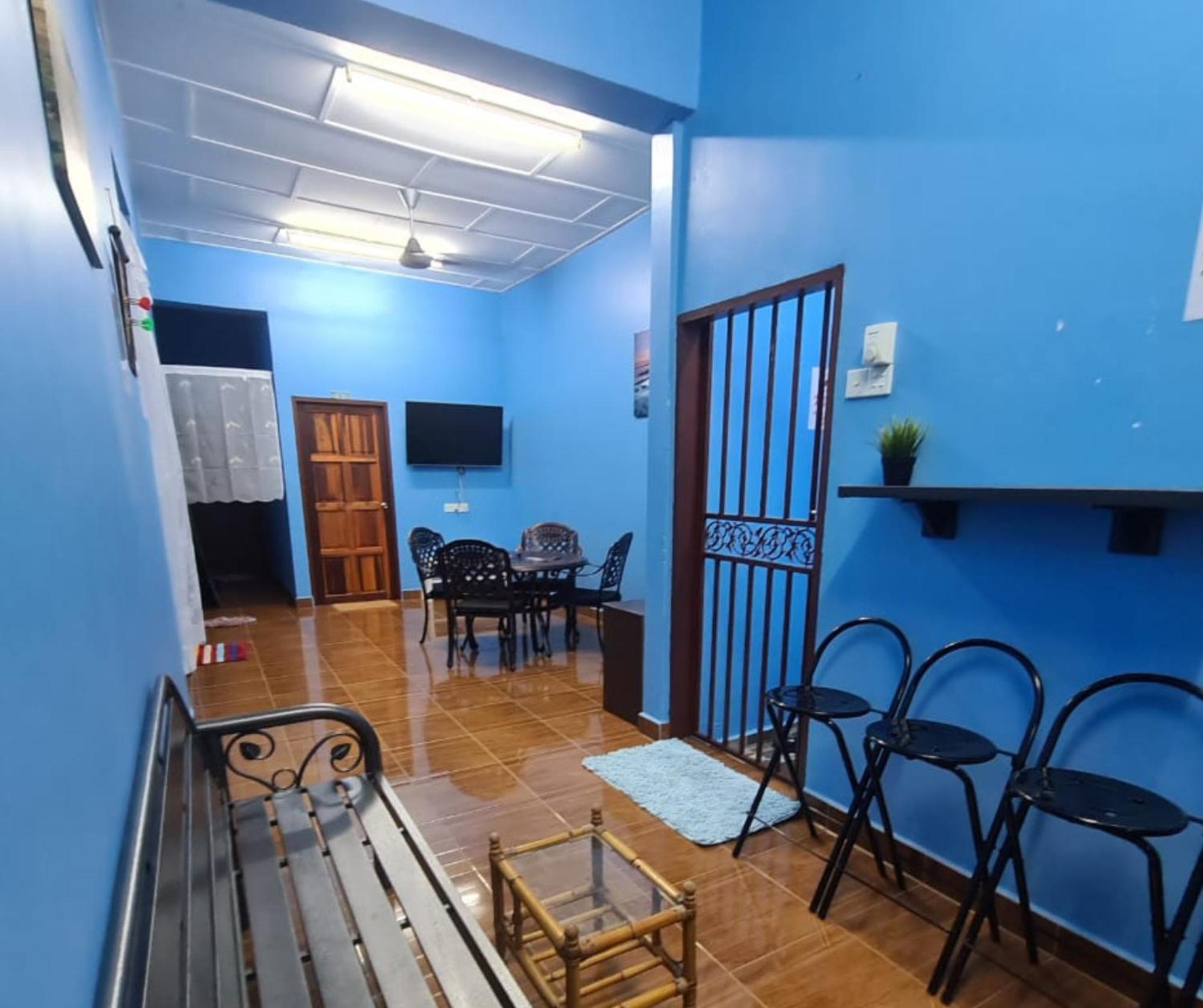 Shoplot Hostel Pangkor Kampong Pasir Bogak Exterior photo